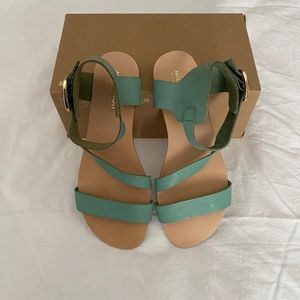 Mila Paoli Leather Gold Buckle Sandals Women Size 39